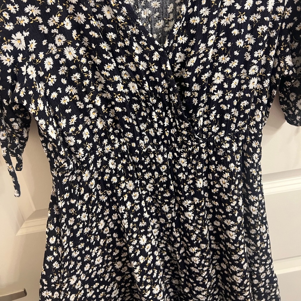 ePretty Floral Cold Shoulder Ruffle Dress - Picture 6 of 14